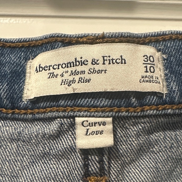 Abercrombie & Fitch Blue Distressed Curve Love Jean Shorts - Picture 3 of 3